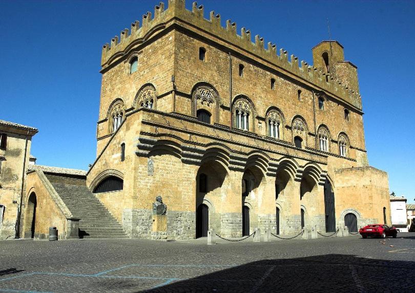 Gasthof Porta Vivaria Orvieto- Private Parking *